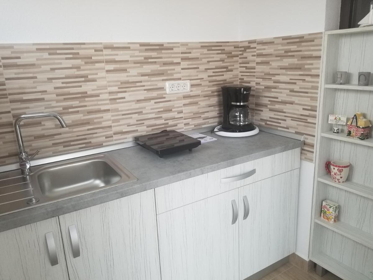 Autentic Adorabil Apartment Albestii Paminteni Luaran gambar